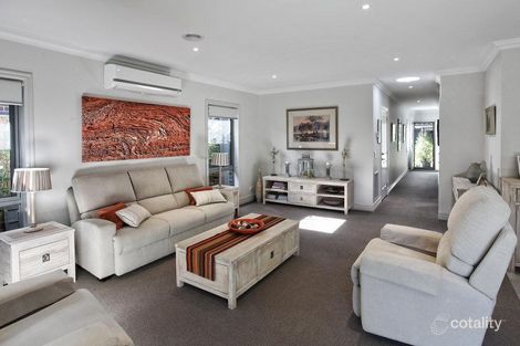 4/11 Morrow Rd, Gisborne, VIC 3437