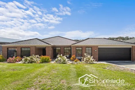 Property photo of 14 Norman Court Lakes Entrance VIC 3909