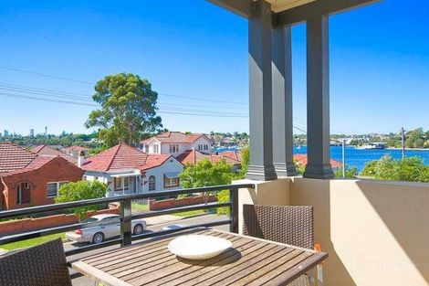 Property photo of 7 Hood Avenue Rodd Point NSW 2046