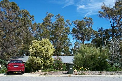 4 Moennich Ct, Coolbellup, WA 6163