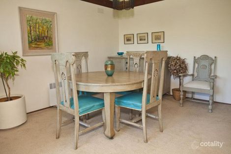 Property photo of 9 Crestmont Drive Glen Waverley VIC 3150