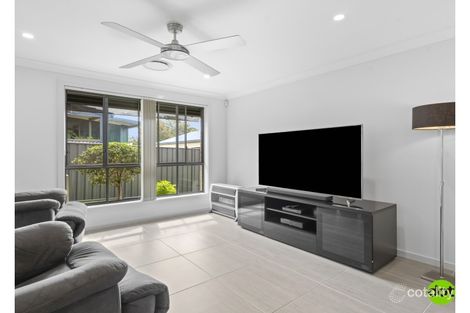Property photo of 128 Winbin Crescent Gwandalan NSW 2259