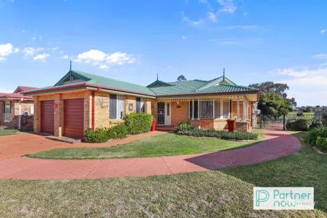 Property photo of 13 Eureka Place Hillvue NSW 2340