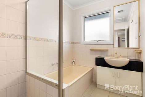 Property photo of 3/27 Tram Road Doncaster VIC 3108