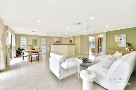 Property photo of 20 Cottonwood Chase Fletcher NSW 2287