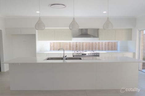 90 Chestnut St, Wynnum, QLD 4178