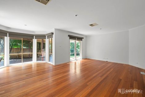 Property photo of 1 Furness Court Berwick VIC 3806