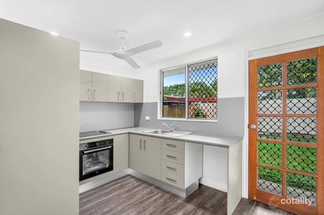 Property photo of 2/17 Bouganvillea Street Holloways Beach QLD 4878