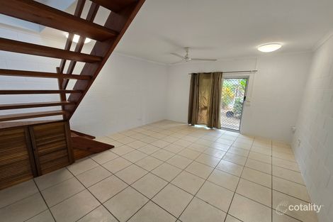 Property photo of 1/16 Robert Road Bentley Park QLD 4869