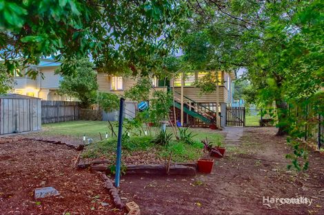 Property photo of 11 Fifth Avenue Sandgate QLD 4017