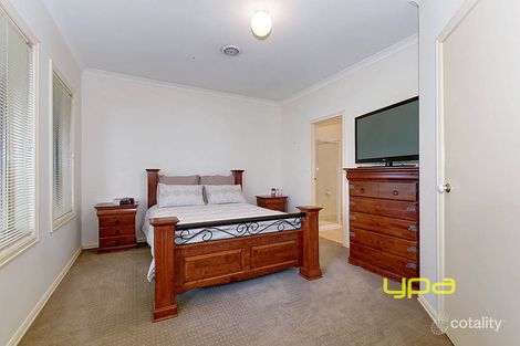 Property photo of 3 Grenville Terrace Roxburgh Park VIC 3064