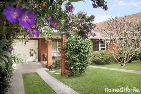 5 Highland Cres, Earlwood, NSW 2206