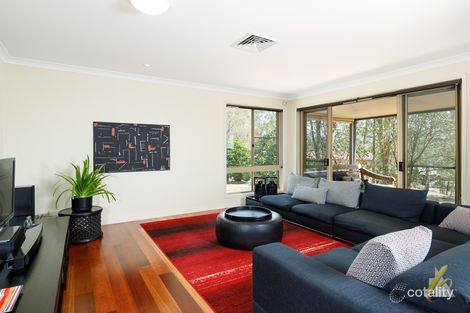 Property photo of 18 Timbarra Crescent Karana Downs QLD 4306
