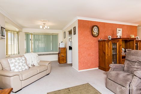 Property photo of 13 Coburn Circuit Metford NSW 2323