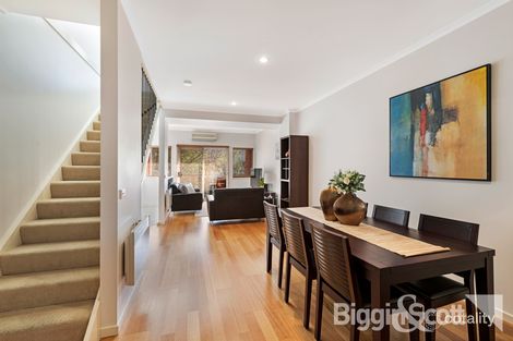 Property photo of 11 Ribbony Walk Maribyrnong VIC 3032