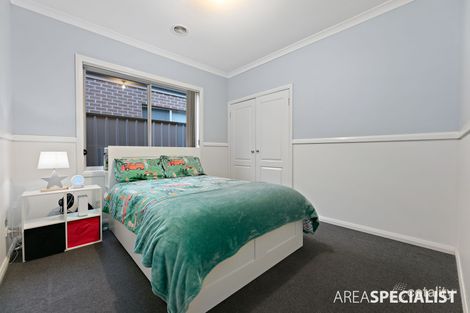Property photo of 41 Wylie Circuit Burnside Heights VIC 3023