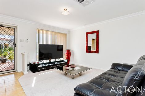 Property photo of 8B Sumich Gardens Coogee WA 6166