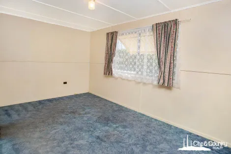 Property photo of 9 Diamond Crescent Happy Valley QLD 4825
