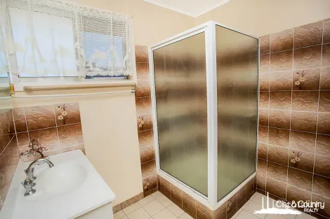 Property photo of 9 Diamond Crescent Happy Valley QLD 4825