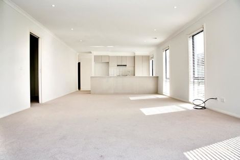 Property photo of 11 Rathgar Mews Wyndham Vale VIC 3024