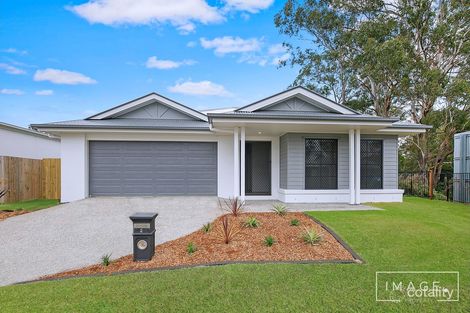 2 Malibu Rd, Lawnton, QLD 4501