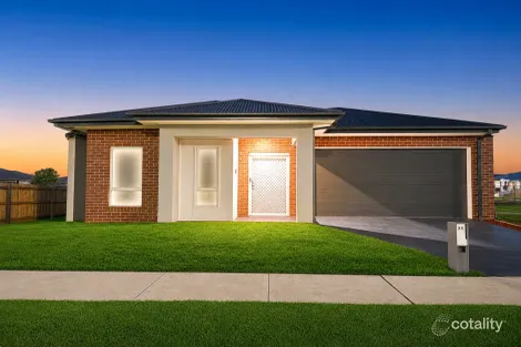 35 Aristides Cres, Thornhill Park, VIC 3335