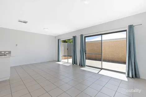 Property photo of 89 Lambeth Circle Wellard WA 6170