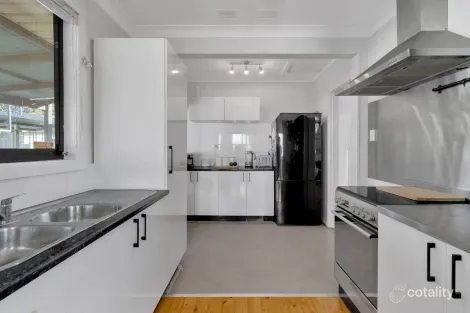 Property photo of 31 Tora Street Toronto NSW 2283