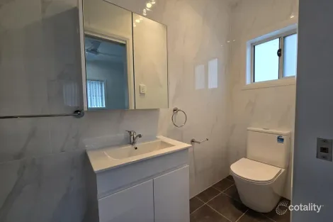 Property photo of 17 Rowley Street Pendle Hill NSW 2145