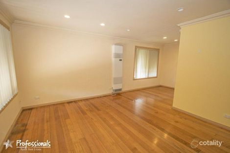Property photo of 15 Bernard Drive Melton South VIC 3338