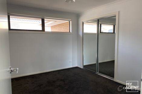 Property photo of 2/595 Tarneit Road Hoppers Crossing VIC 3029