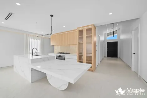 Property photo of 13 Butterfly Crescent Mickleham VIC 3064
