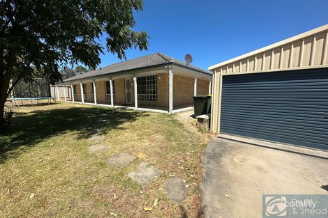 7 Gemsarna Cres, Kelmscott, WA 6111