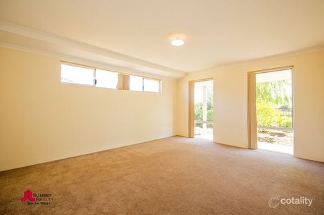 Property photo of 16 Starlite Bend Dalyellup WA 6230
