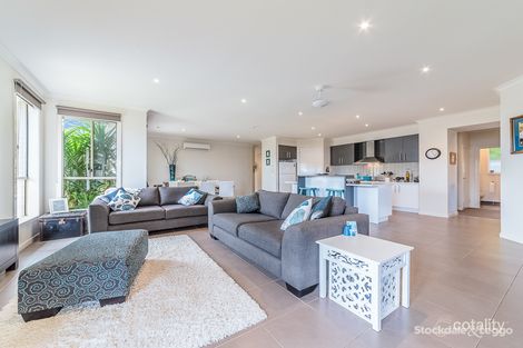 Property photo of 9 Diane Place Inverloch VIC 3996