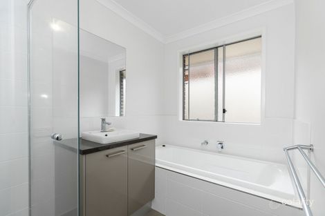 Property photo of 1 Roberts Lane Baranduda VIC 3691