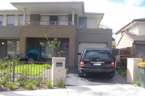 Property photo of 3 Cronin Place Bonnyrigg NSW 2177