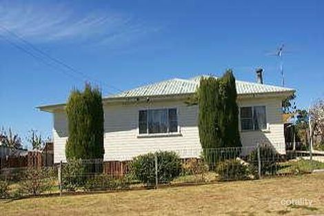 18 Priest St, Rockville, QLD 4350