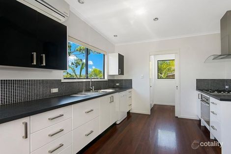Property photo of 10 Learg Street Coolum Beach QLD 4573