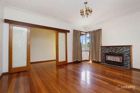 Property photo of 28 Chestnut Street Campbellfield VIC 3061