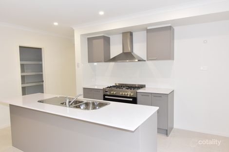 Property photo of 59 Edenhope Circuit Armstrong Creek VIC 3217
