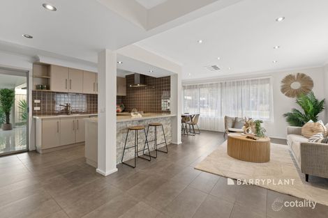 Property photo of 13 Fountain Drive Narre Warren VIC 3805