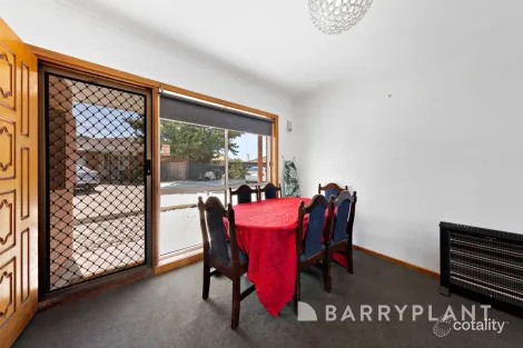 Property photo of 4/74 Avondale Avenue St Albans VIC 3021