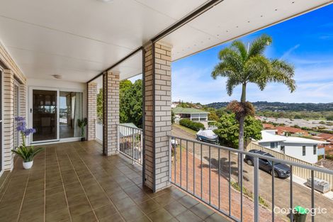 Property photo of 28 St Andrews Way Banora Point NSW 2486