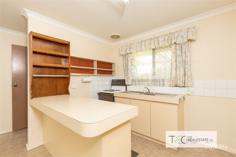 Property photo of 4 Grimsel Court Coodanup WA 6210