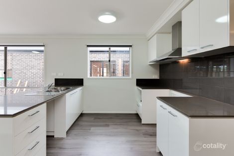 Property photo of 13 Lindwall Drive Cranbourne West VIC 3977