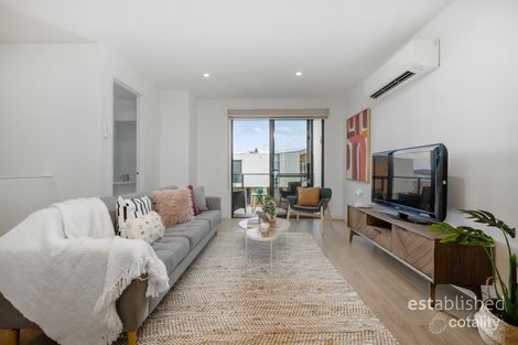 Property photo of 8 Waverley Place Point Cook VIC 3030