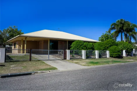 3 Curran St, Clinton, QLD 4680