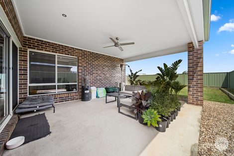 Property photo of 35 Cloverfields Crescent Epsom VIC 3551