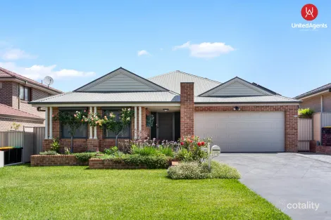 Property photo of 8 Daquino Place Carnes Hill NSW 2171